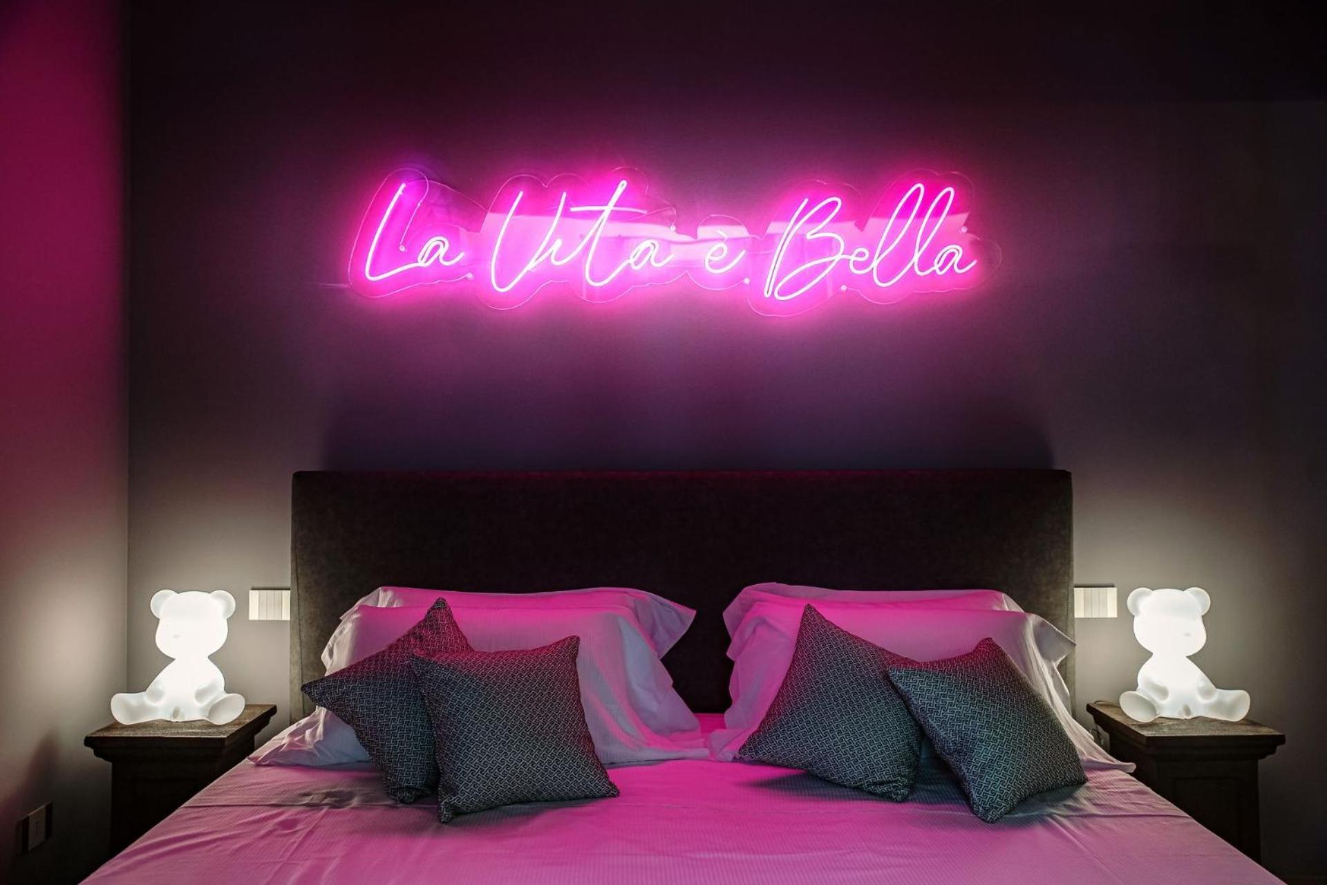 Vitrum - Como Luxury Suites Room photo