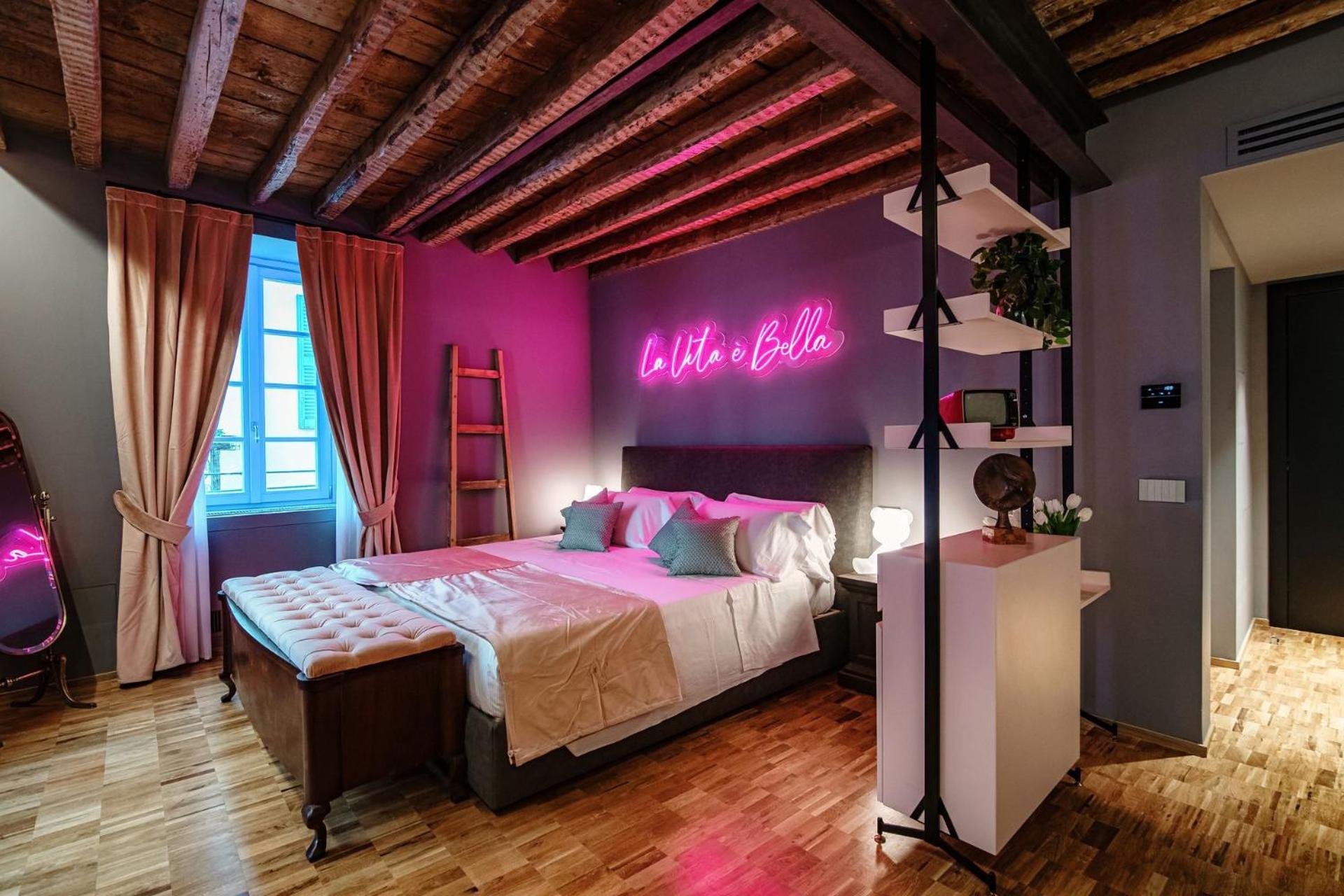 Vitrum - Como Luxury Suites Room photo