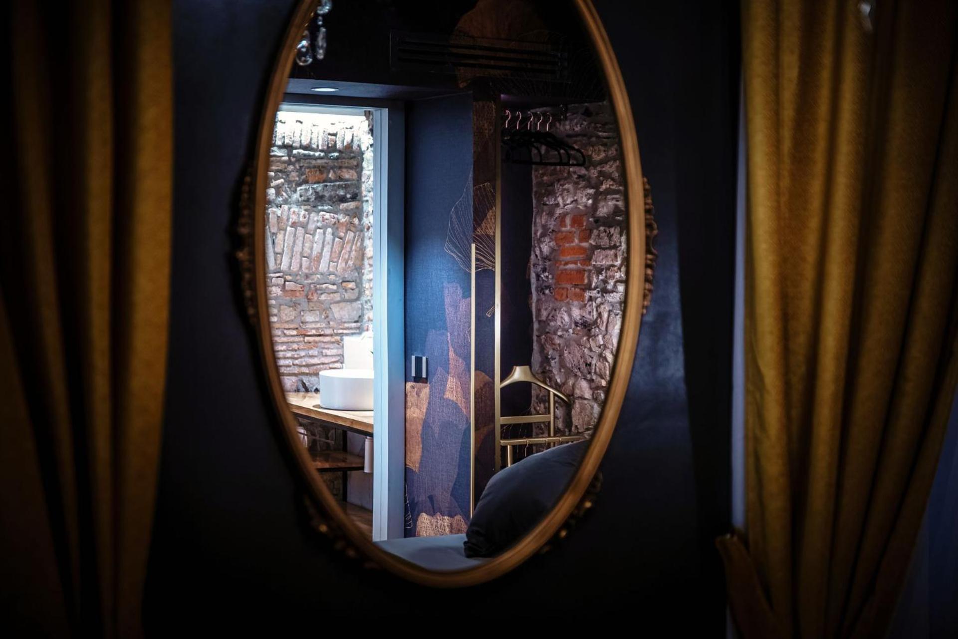 Vitrum - Como Luxury Suites Room photo